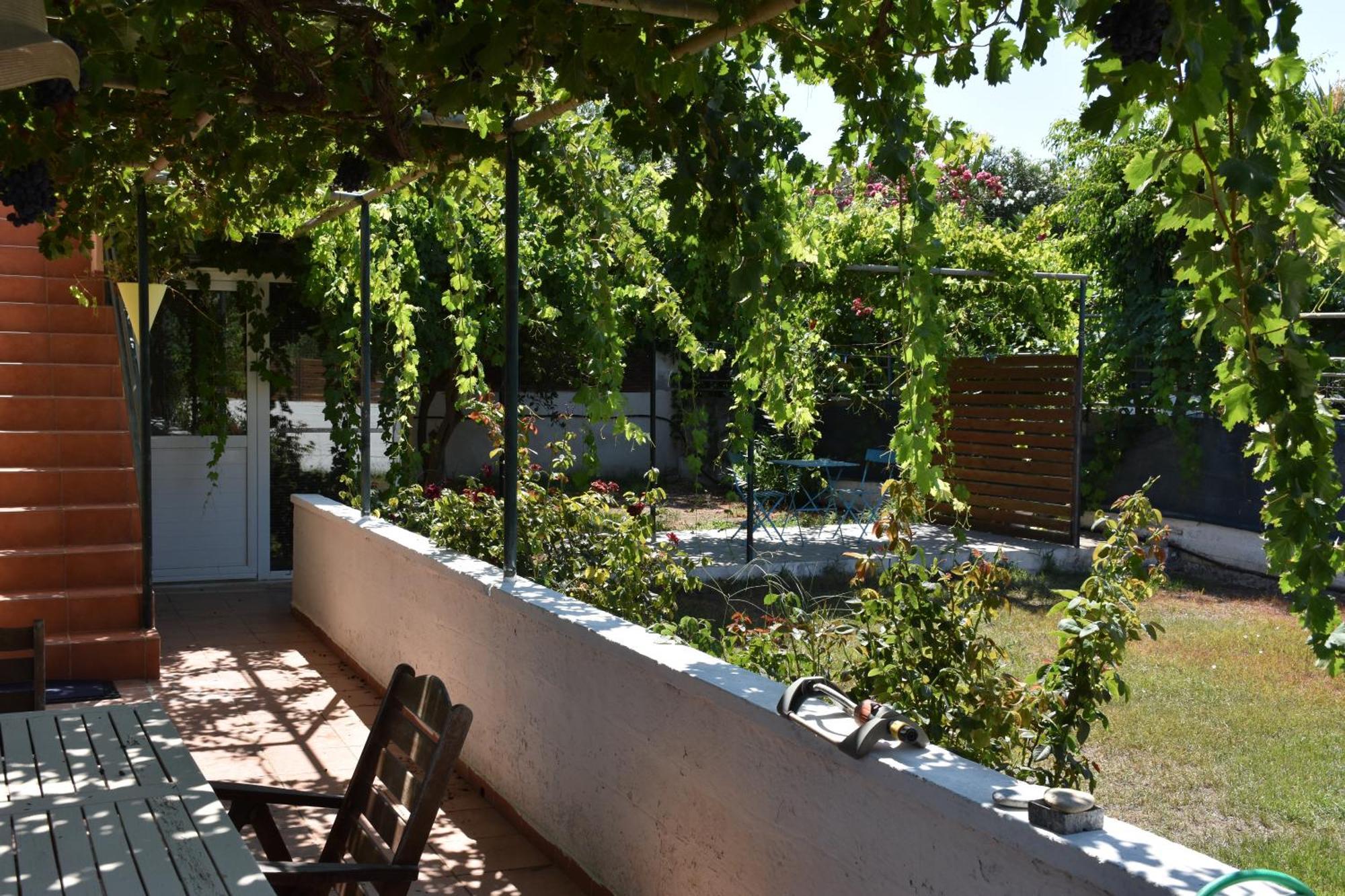 Villa Gerani Gerani  ภายนอก รูปภาพ