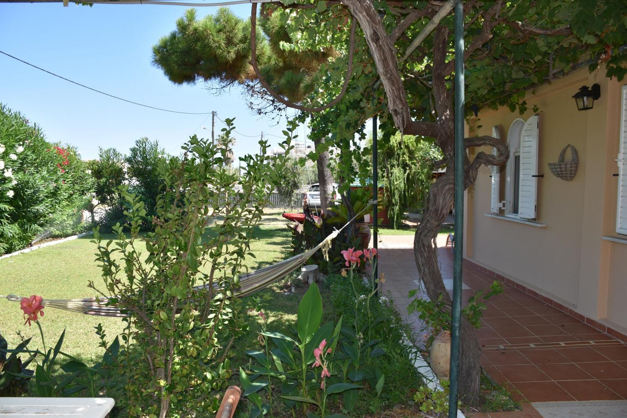 Villa Gerani Gerani  ภายนอก รูปภาพ