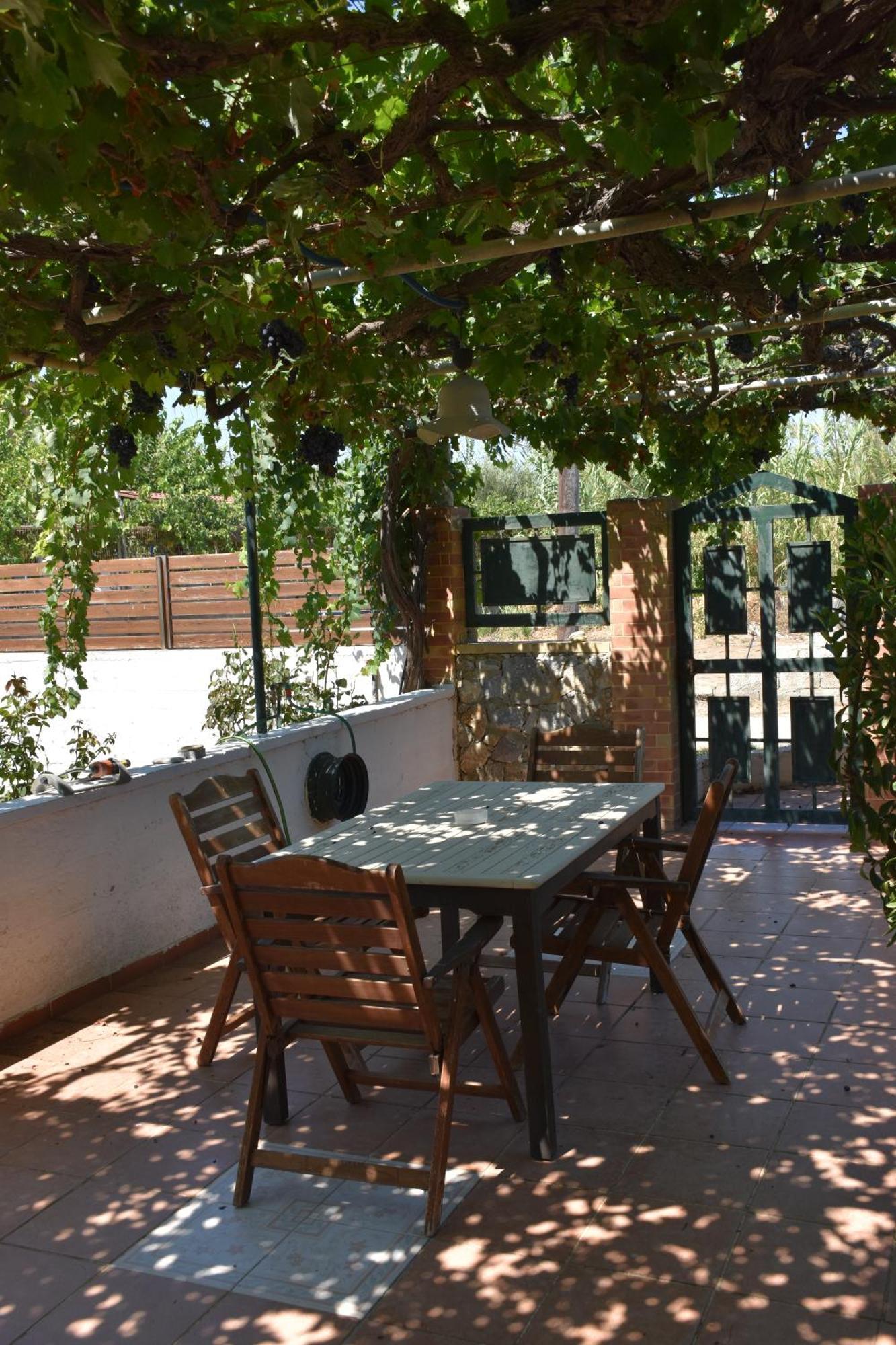 Villa Gerani Gerani  ภายนอก รูปภาพ