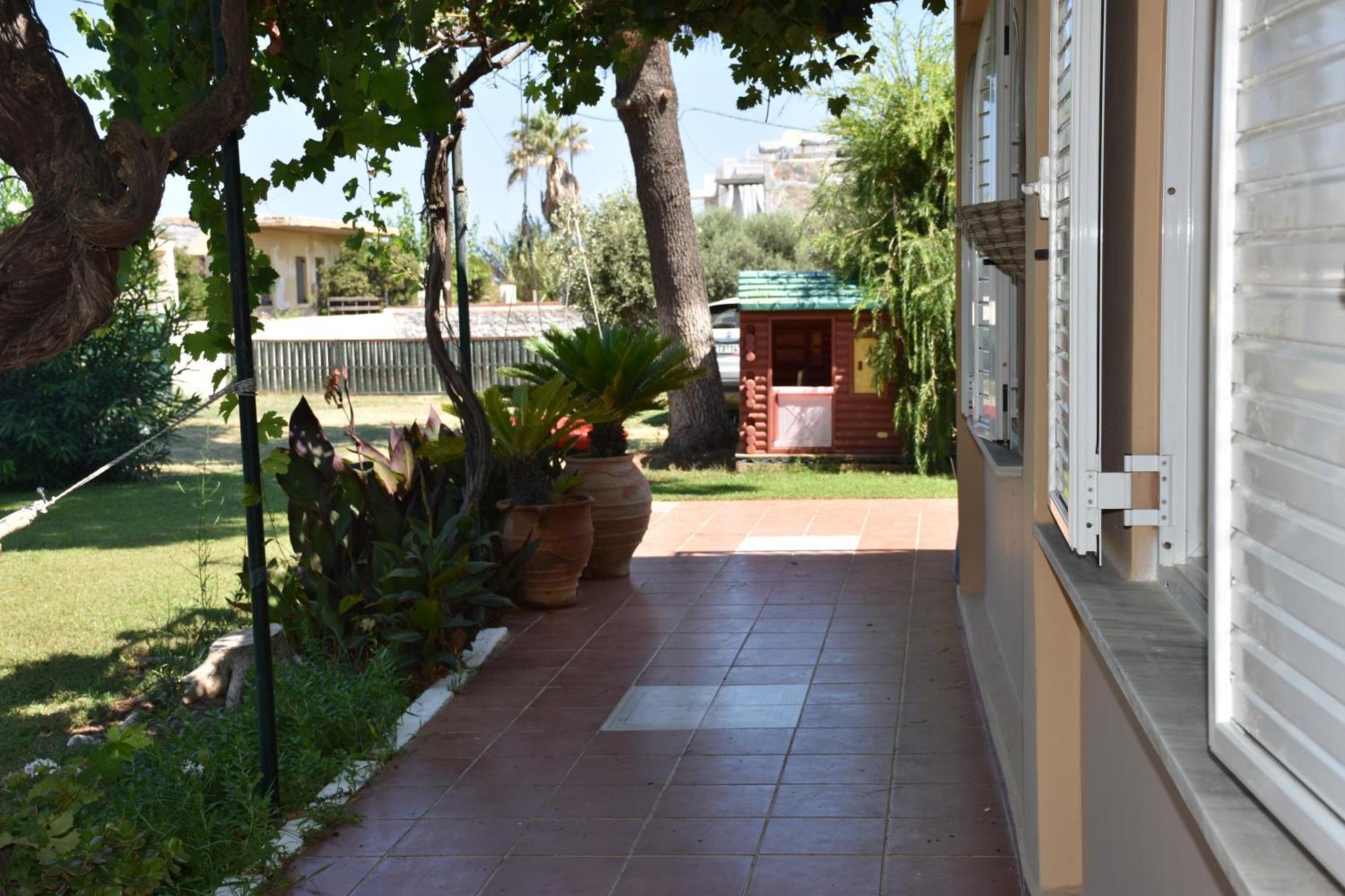 Villa Gerani Gerani  ภายนอก รูปภาพ