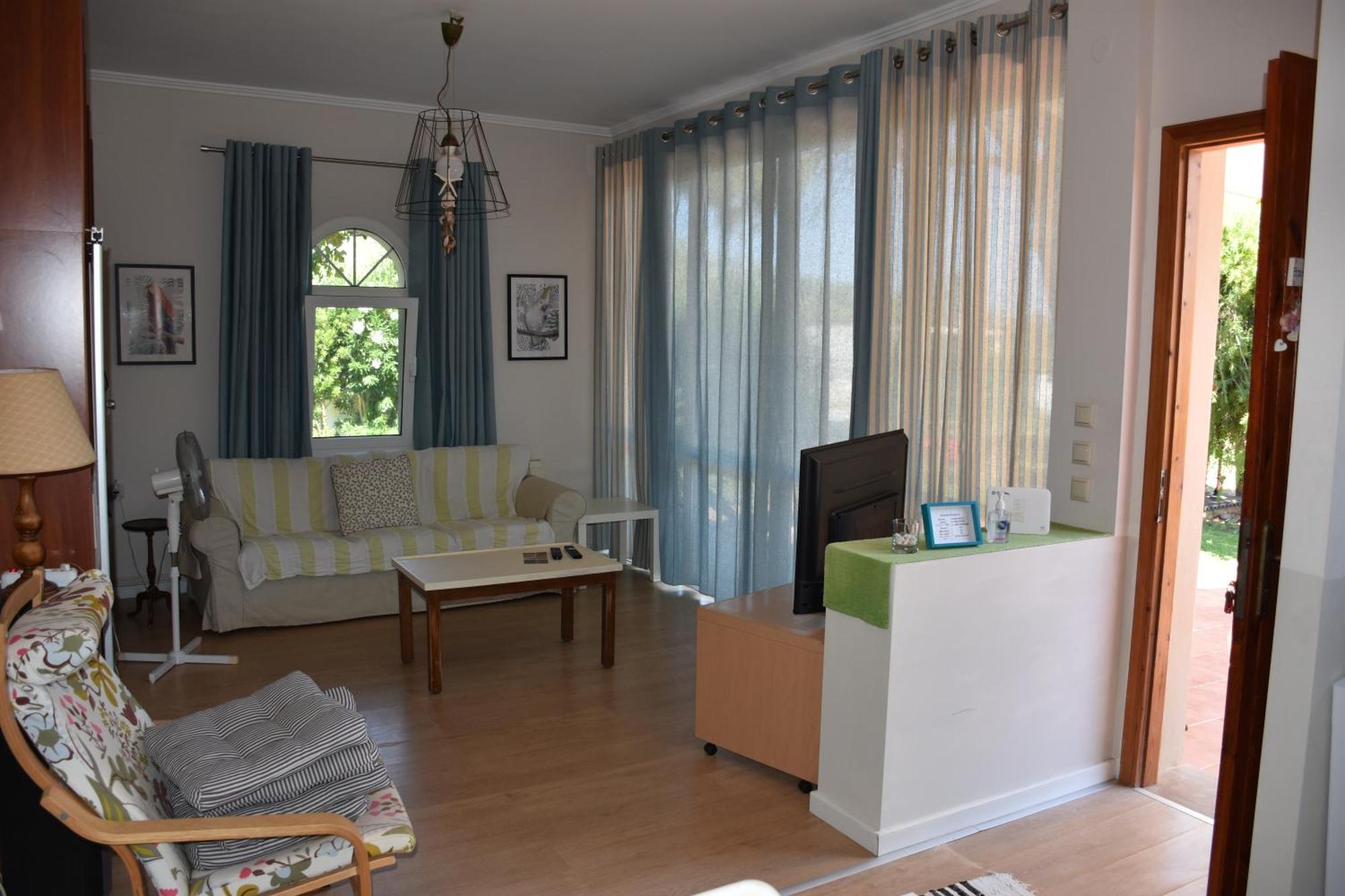 Villa Gerani Gerani  ภายนอก รูปภาพ